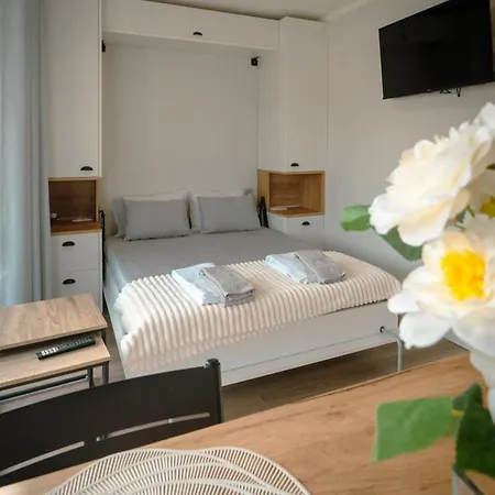 The Cale - Antero De Quental 32 Apartment *